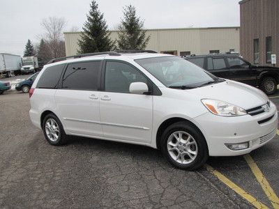 2005 toyota sienna loaded