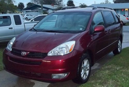 2005 toyota sienna xle limited mini passenger van 5-door 3.3l handicap lift