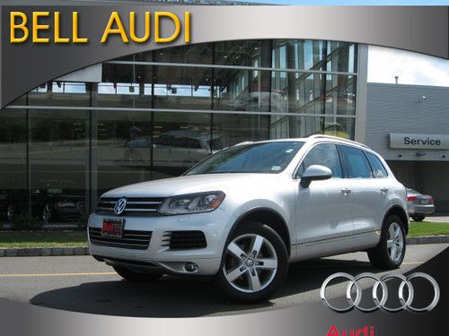 2011 volkswagen touareg vr6 lux awd