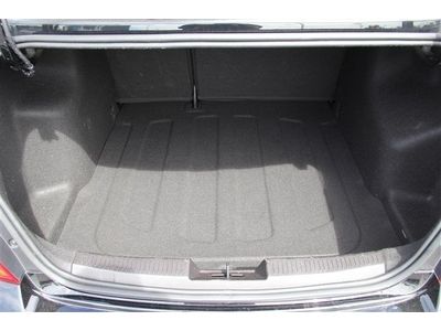 LTZ 1.8L CD Front Wheel Drive ABS Power Steering Aluminum Wheels Fog Lamps A/C, image 8