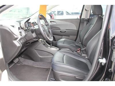 LTZ 1.8L CD Front Wheel Drive ABS Power Steering Aluminum Wheels Fog Lamps A/C, image 16