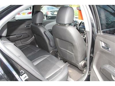 LTZ 1.8L CD Front Wheel Drive ABS Power Steering Aluminum Wheels Fog Lamps A/C, image 19