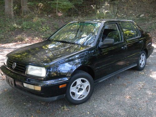 1997 volkswagen jetta gt sedan 4-door 2.0l great on gas! md inspected