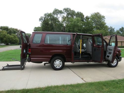 2009 ford e350 xl superduty ext 5.4l braun handicap wheelchair van one owner