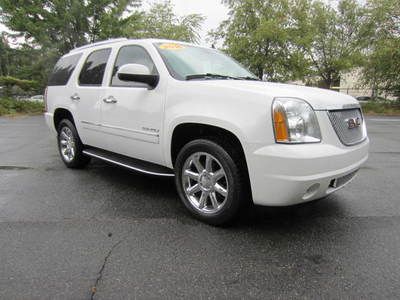 2010 awd yukon denali 1500 white with tan interior dvd navigation