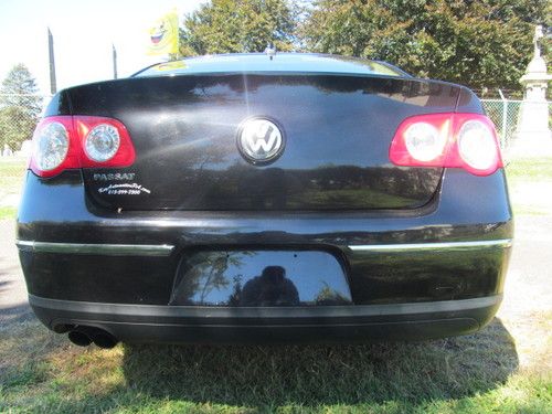 2006 Volkswagen Passat 2.0T Sedan 4-Door 2.0L, image 2