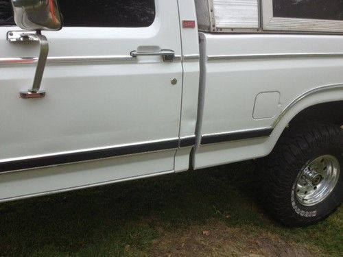 1986 Ford F-150 4x4 v8 302 , 33 tires, image 10