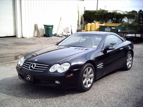 2003 mercedes benz sl 500 low miles hard top convertable.