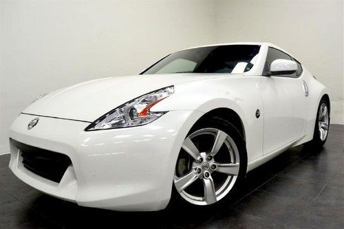 2010 nissan 370z rare wite/orange 7k mi only like new free shipping