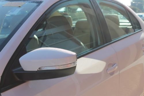 White/Beige leather/touch screen 2.5L SE 170 hp 5 cylinder DOHC engine, image 4