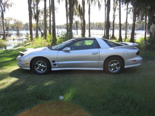 2002 pontiac firebird trans am coupe 2-door 5.7l