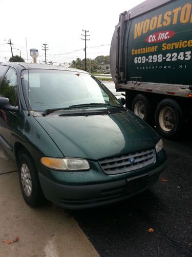 1998 plymouth voyager base mini passenger van 3-door 2.4l