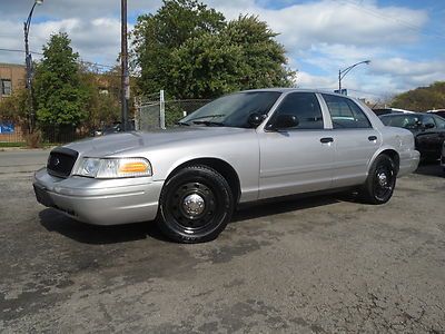 Silver p71 ex police 129k hwy miles pw pl psts cruise nice