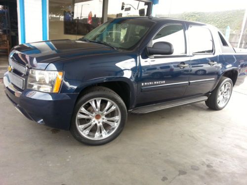 2007 Chevrolet Avalanche LS Crew Cab Pickup 4-Door 5.3L, US $15,900.00, image 4