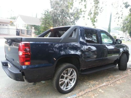 2007 Chevrolet Avalanche LS Crew Cab Pickup 4-Door 5.3L, US $15,900.00, image 12