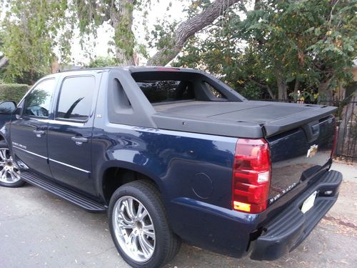 2007 Chevrolet Avalanche LS Crew Cab Pickup 4-Door 5.3L, US $15,900.00, image 15