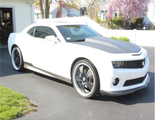 2010 custom chevrolet camaro rs ss coupe 2-door 6.2l