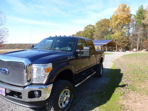 2012 ford f-250 super duty lariat crew cab pickup 4-door 6.2l