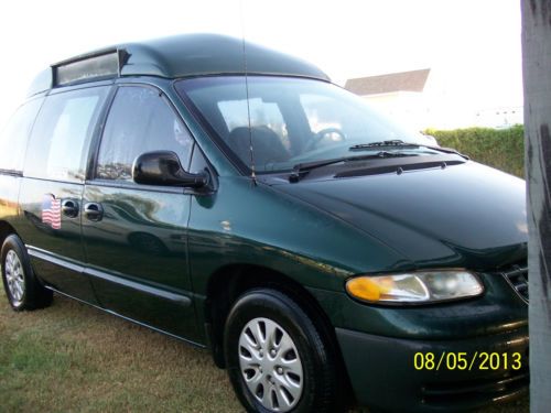 Wheelchair/handicap accessible plymouth voyager van just 51k miles@affordable $$