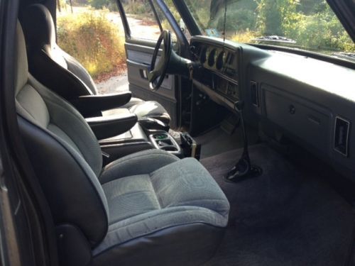 Clean 1990 Dodge Ramcharger / Dodge Ram, image 10