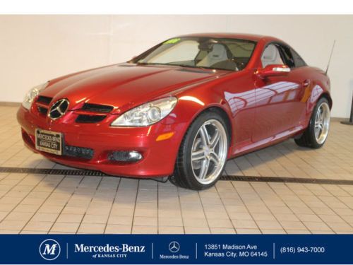 Hard Top Convertible, Premium PKG, Heated Leather, Airscarf, EXTRA CLEAN!, image 8