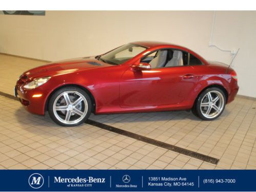 Hard Top Convertible, Premium PKG, Heated Leather, Airscarf, EXTRA CLEAN!, image 9