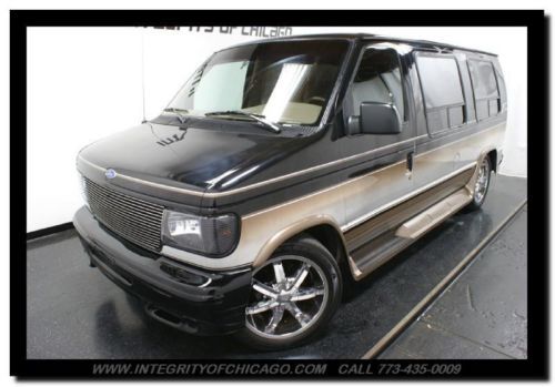 1994 ford e150 custom van competition level stereo 12,000 w stereo insane!