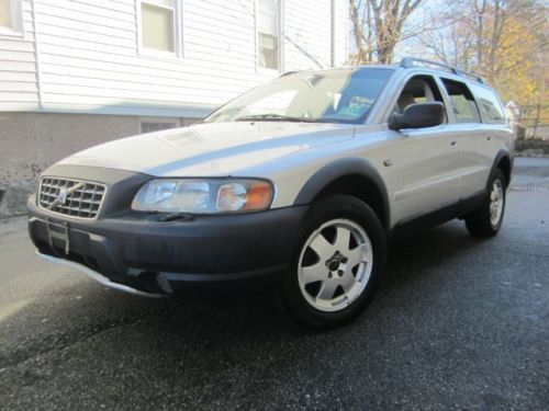 2002 volvo v70 xc awd**loaded**warranty**affordable**we finance!!!