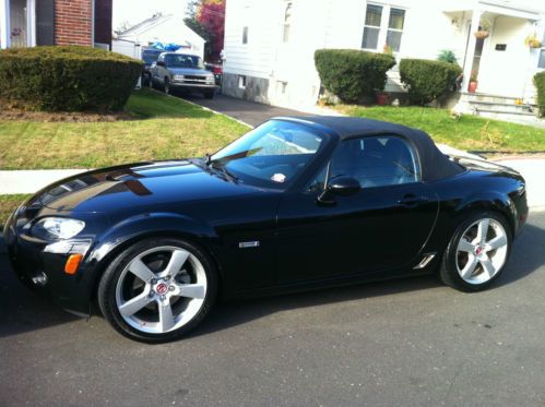 *** 2006 mazda mx-5 miata grand touring aoutomatic / manual ***