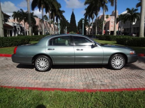 2005 Lincoln Town Car Signature 35K Miles Clean Carfax Rust Free  Beautiful Car!, US $11,999.00, image 4