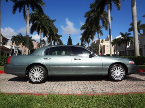 2005 Lincoln Town Car Signature 35K Miles Clean Carfax Rust Free  Beautiful Car!, US $11,999.00, image 5