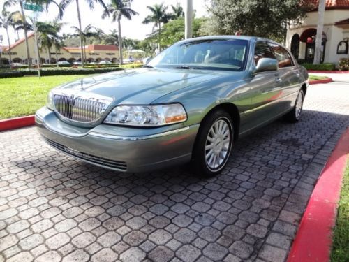 2005 Lincoln Town Car Signature 35K Miles Clean Carfax Rust Free  Beautiful Car!, US $11,999.00, image 11