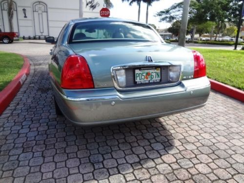 2005 Lincoln Town Car Signature 35K Miles Clean Carfax Rust Free  Beautiful Car!, US $11,999.00, image 18