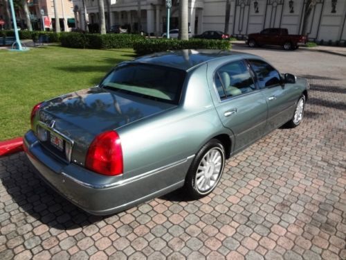 2005 Lincoln Town Car Signature 35K Miles Clean Carfax Rust Free  Beautiful Car!, US $11,999.00, image 28