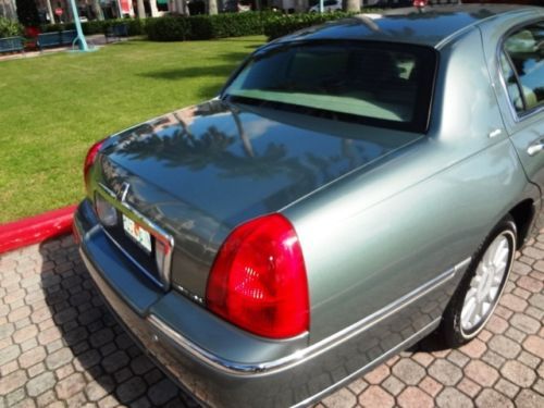 2005 Lincoln Town Car Signature 35K Miles Clean Carfax Rust Free  Beautiful Car!, US $11,999.00, image 29