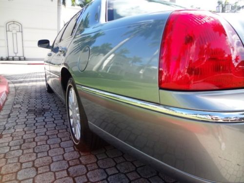 2005 Lincoln Town Car Signature 35K Miles Clean Carfax Rust Free  Beautiful Car!, US $11,999.00, image 36