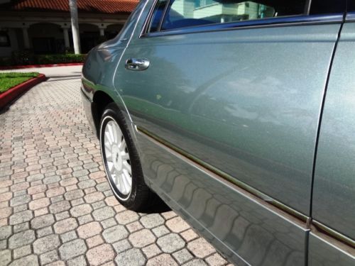 2005 Lincoln Town Car Signature 35K Miles Clean Carfax Rust Free  Beautiful Car!, US $11,999.00, image 42