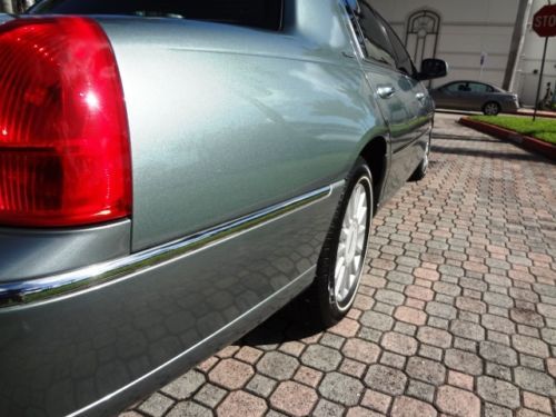 2005 Lincoln Town Car Signature 35K Miles Clean Carfax Rust Free  Beautiful Car!, US $11,999.00, image 44