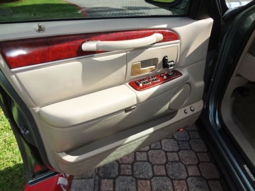 2005 Lincoln Town Car Signature 35K Miles Clean Carfax Rust Free  Beautiful Car!, US $11,999.00, image 53