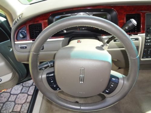 2005 Lincoln Town Car Signature 35K Miles Clean Carfax Rust Free  Beautiful Car!, US $11,999.00, image 62