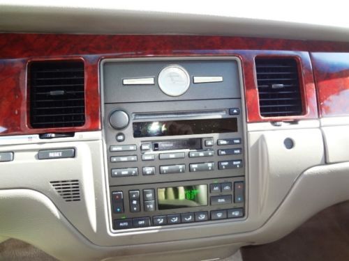 2005 Lincoln Town Car Signature 35K Miles Clean Carfax Rust Free  Beautiful Car!, US $11,999.00, image 63
