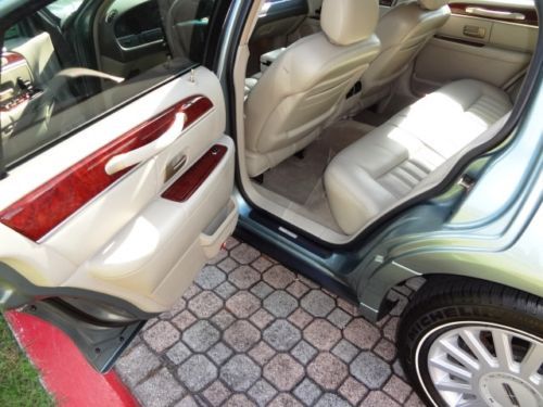 2005 Lincoln Town Car Signature 35K Miles Clean Carfax Rust Free  Beautiful Car!, US $11,999.00, image 67