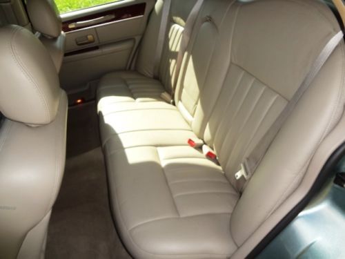 2005 Lincoln Town Car Signature 35K Miles Clean Carfax Rust Free  Beautiful Car!, US $11,999.00, image 69