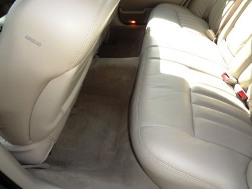 2005 Lincoln Town Car Signature 35K Miles Clean Carfax Rust Free  Beautiful Car!, US $11,999.00, image 71