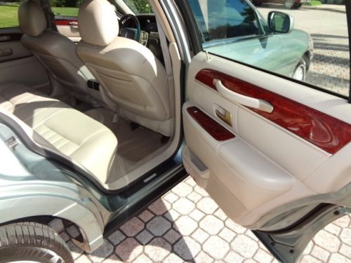 2005 Lincoln Town Car Signature 35K Miles Clean Carfax Rust Free  Beautiful Car!, US $11,999.00, image 77