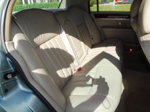 2005 Lincoln Town Car Signature 35K Miles Clean Carfax Rust Free  Beautiful Car!, US $11,999.00, image 78