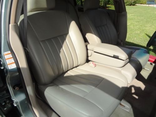 2005 Lincoln Town Car Signature 35K Miles Clean Carfax Rust Free  Beautiful Car!, US $11,999.00, image 84