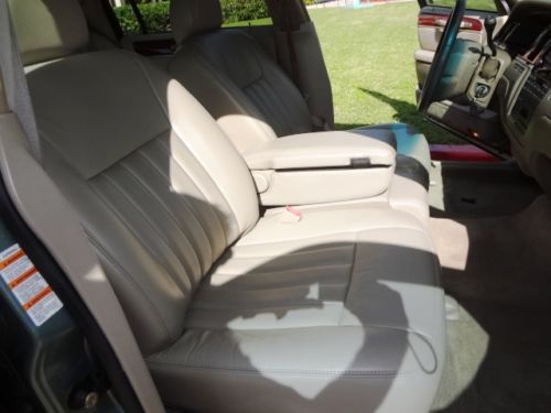 2005 Lincoln Town Car Signature 35K Miles Clean Carfax Rust Free  Beautiful Car!, US $11,999.00, image 85