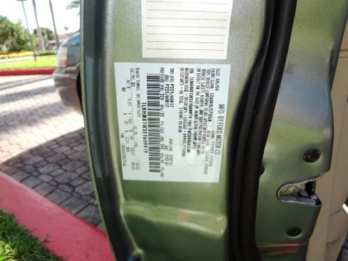 2005 Lincoln Town Car Signature 35K Miles Clean Carfax Rust Free  Beautiful Car!, US $11,999.00, image 89