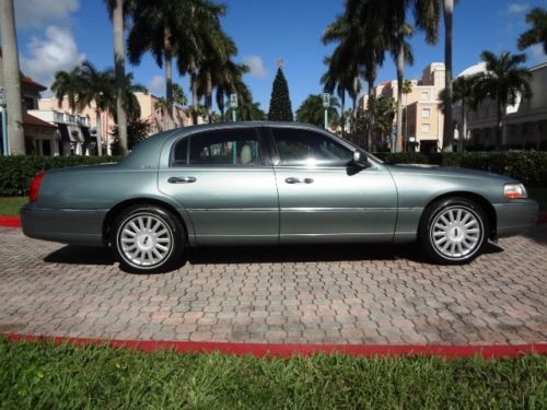 2005 Lincoln Town Car Signature 35K Miles Clean Carfax Rust Free  Beautiful Car!, US $11,999.00, image 95